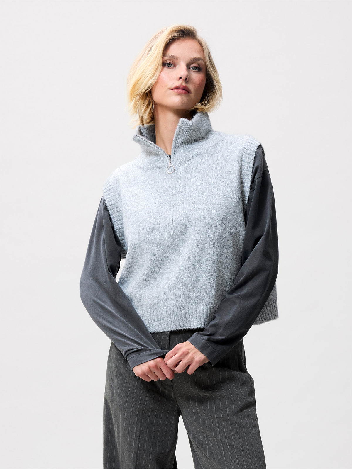 Vest Half Zip - Grey Melange