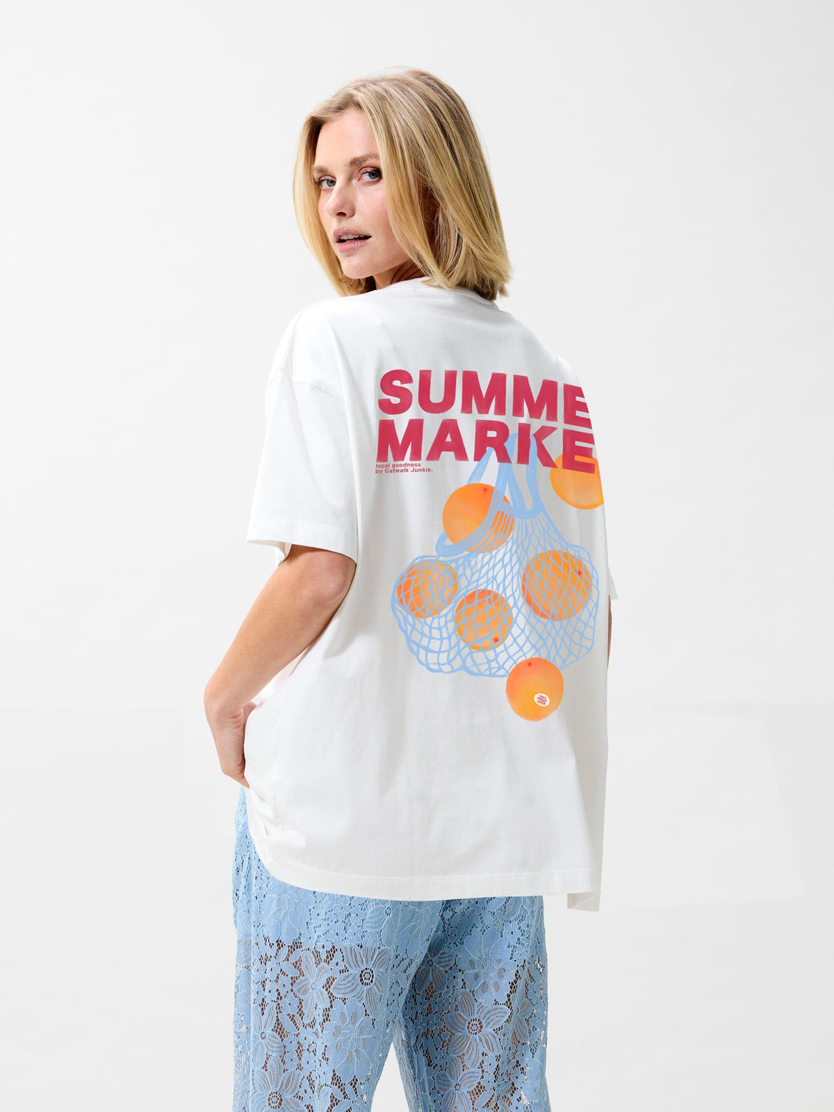 T-shirt oversized graphic - off white 'summer market'