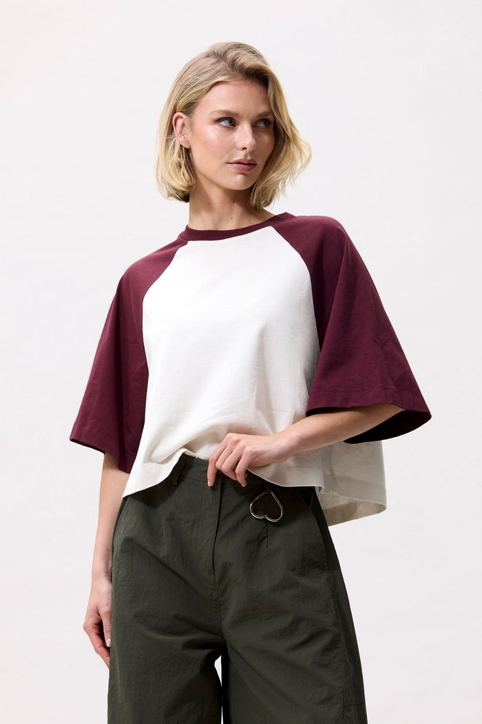 T-shirt Baseball Contrast - merlot
