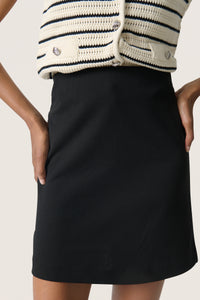 Rok Bea Short - Black