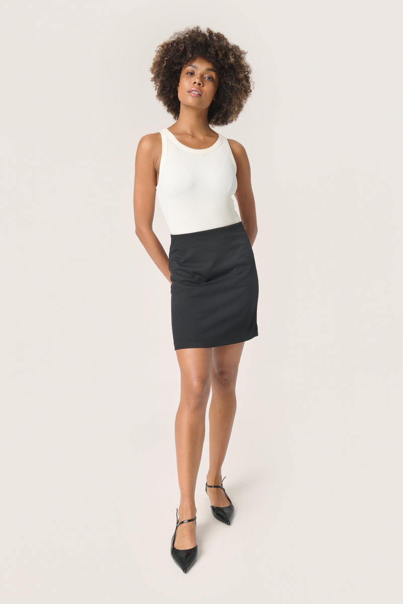 Rok Bea Short - Black