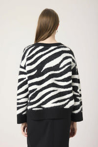Sorea Cardigan - Black & White Animal
