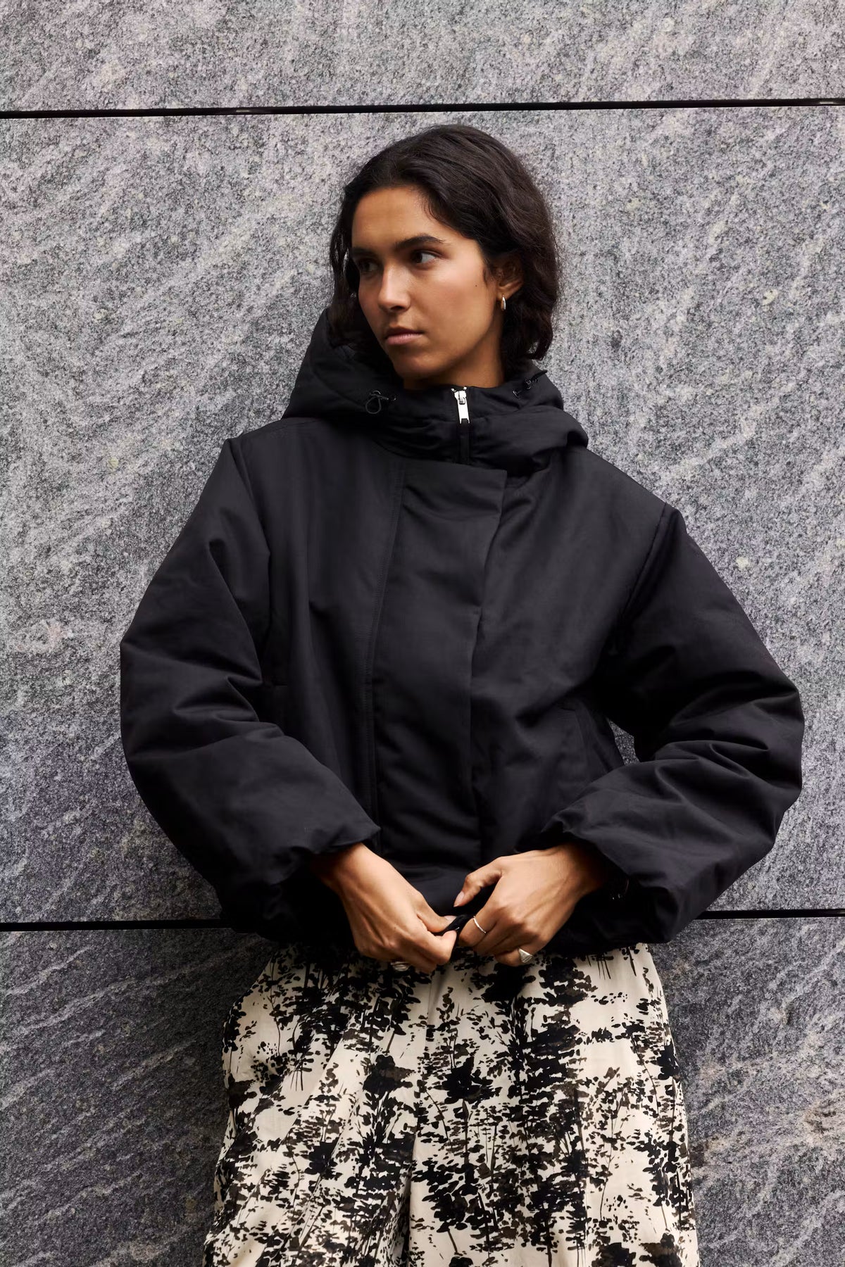Jas Alicie Hooded - black