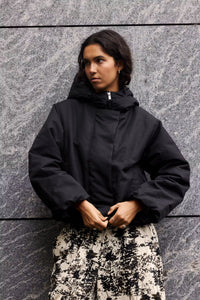 Jas Alicie Hooded - black