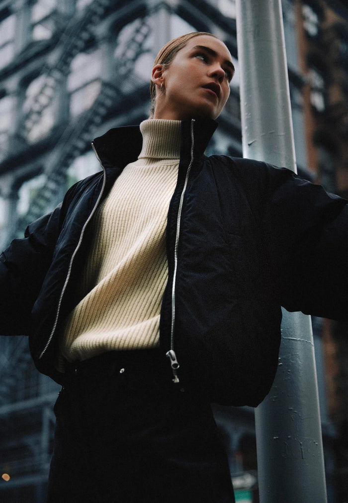 Jas Cleo - Black