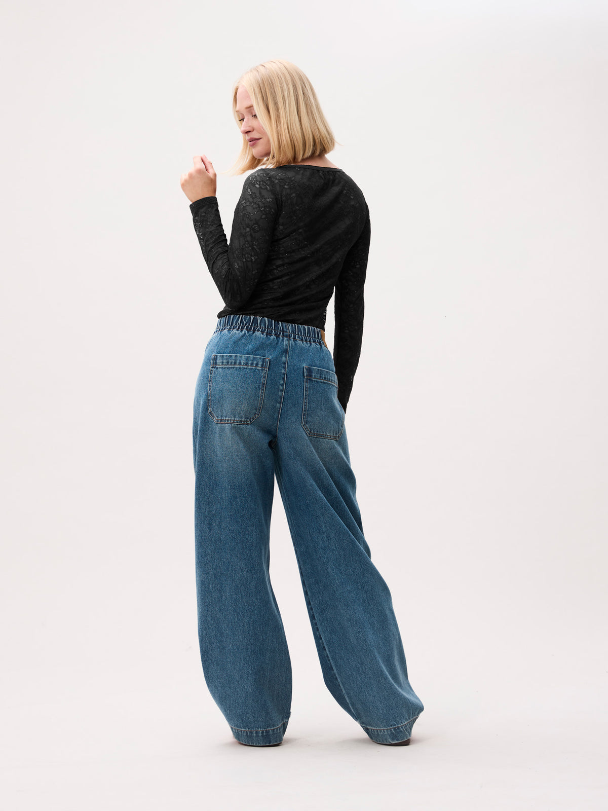 Jeans Barrel Fit Jogger - medium blue