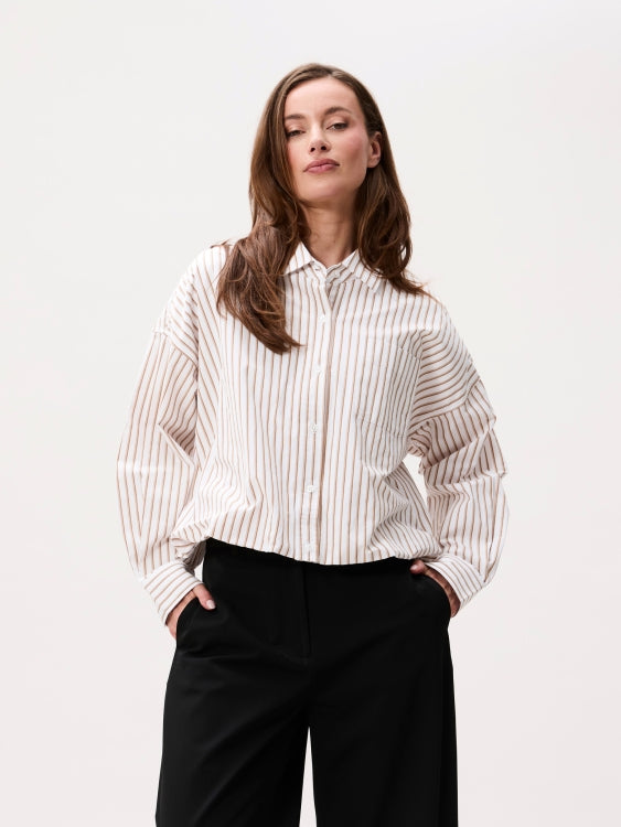 Blouse Tuck In - off white