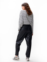 Broek Vegan Leather pull - on - zwart