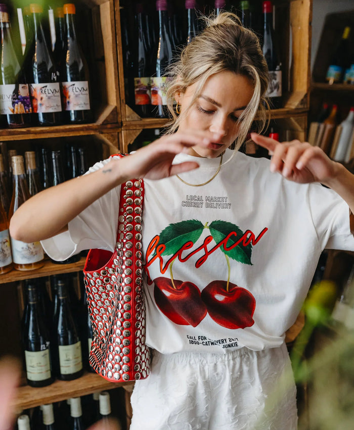 T-shirt Oversized Graphic Cherry - wit