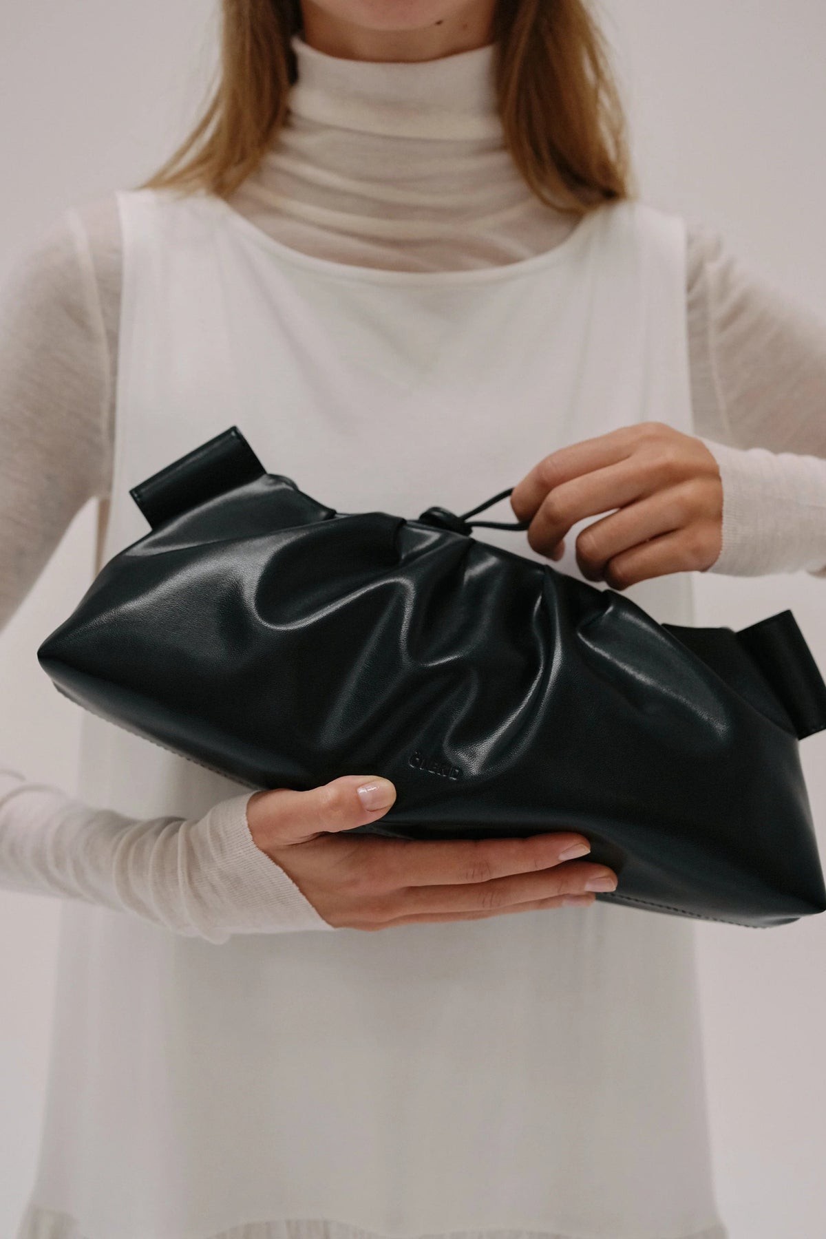 Dumpling Vegan Leather Bag - black