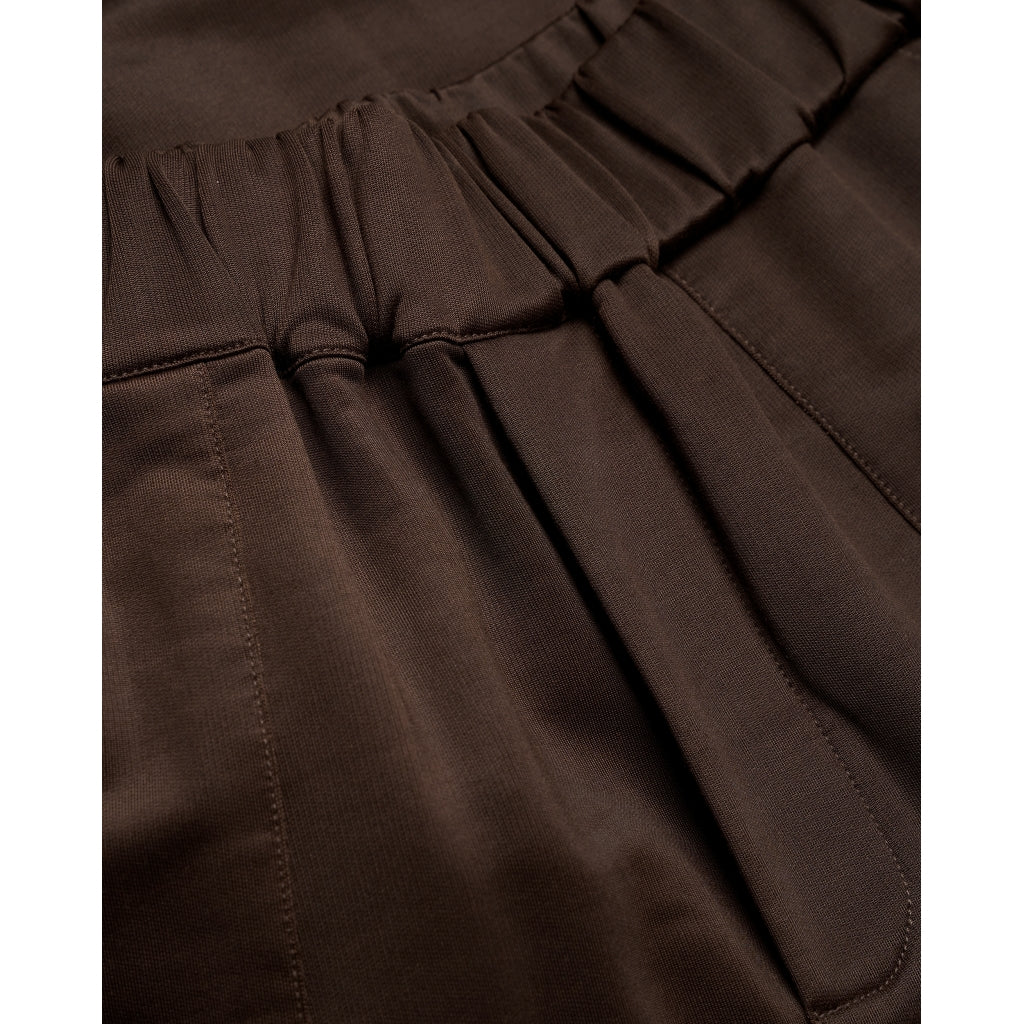 Short Poke Track - dark brown