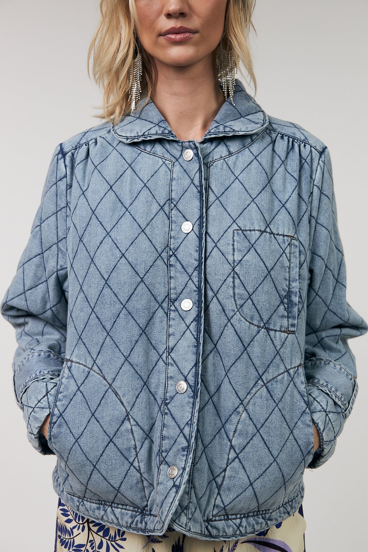 Jas Viola Quilted - washed denim