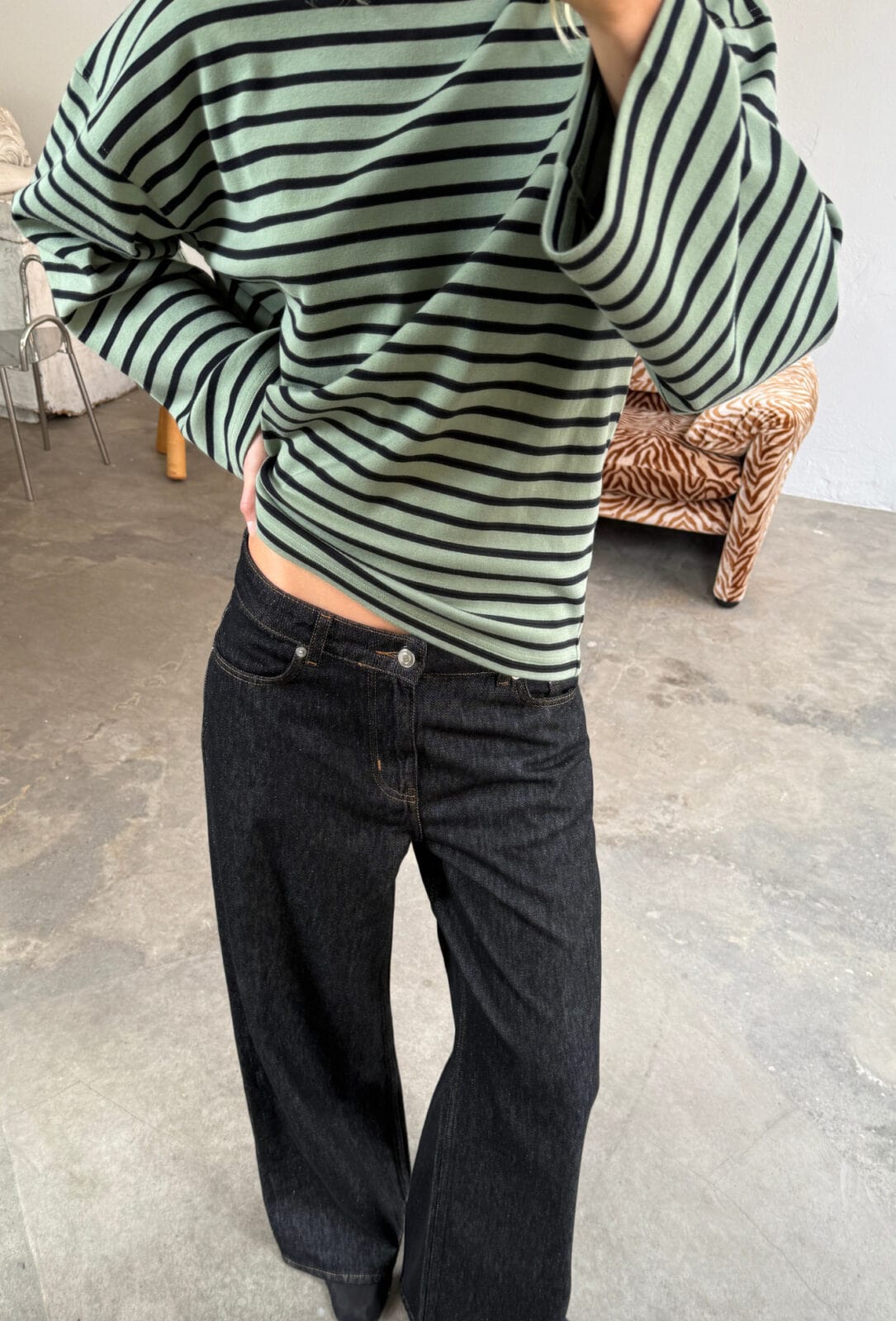Shirt Alberte O-Neck Boxy - stripe salvie black